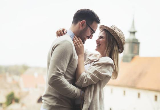 爱一个人的最好方式不是频繁联系,爱一个人最好方式是什么