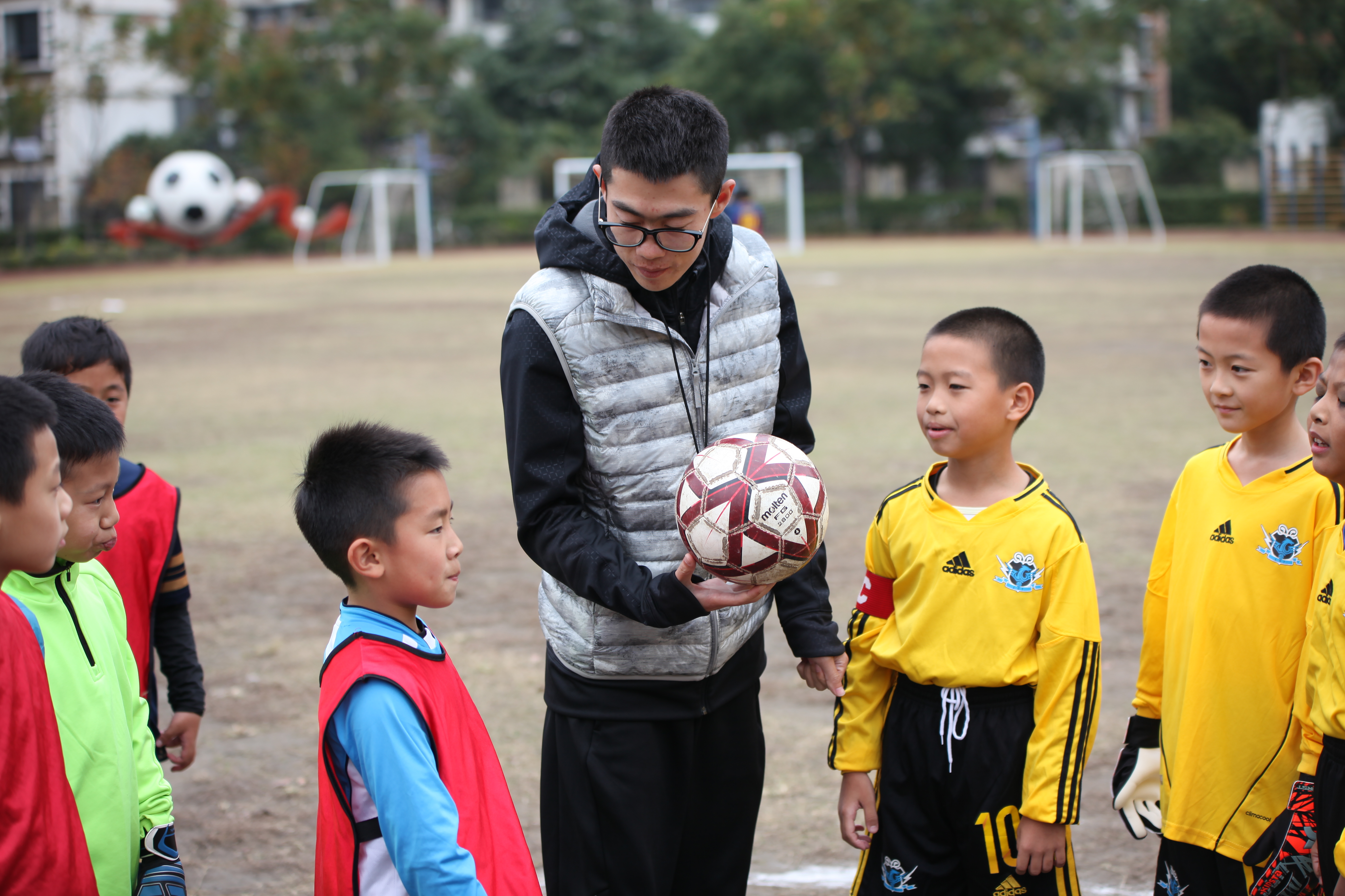 闈掗潚缁胯崏鎮犳偁鎴戝績,闈掗潚灏忚崏鎮犳偁鎴戝績鍘熸枃
