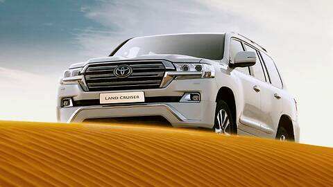 天津港平行进口到底什么意思,天津港平行兰德酷路泽4000高配