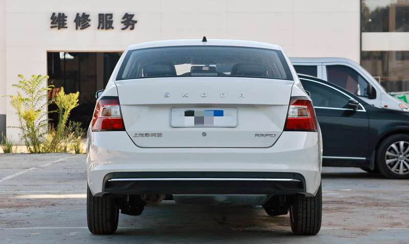 与桑塔纳同平台，国六排放，适合家用，昕锐终端现4.8万起