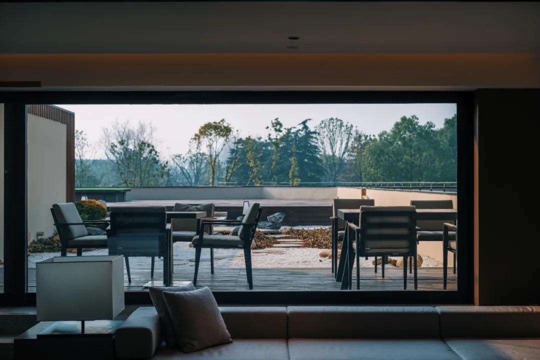 这家国宾馆，简直就好看的不像是国宾馆