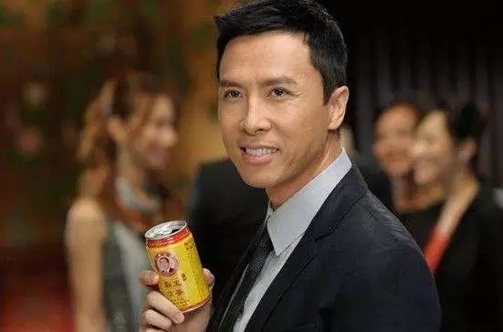 暴跌95%,6年亏15亿,夫妻内斗,一代霸王就此凉凉!