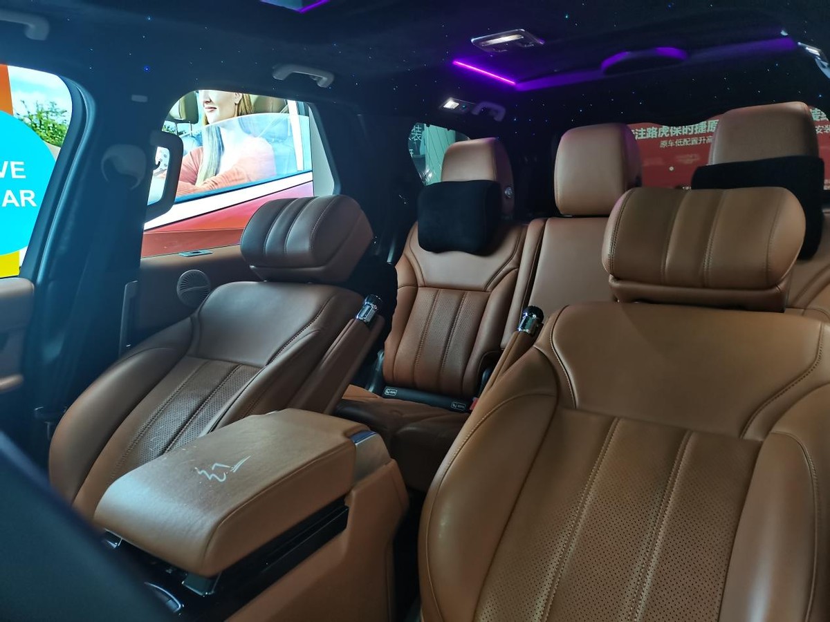 路虎揽胜换装纳多灰,路虎揽胜升级干椒红