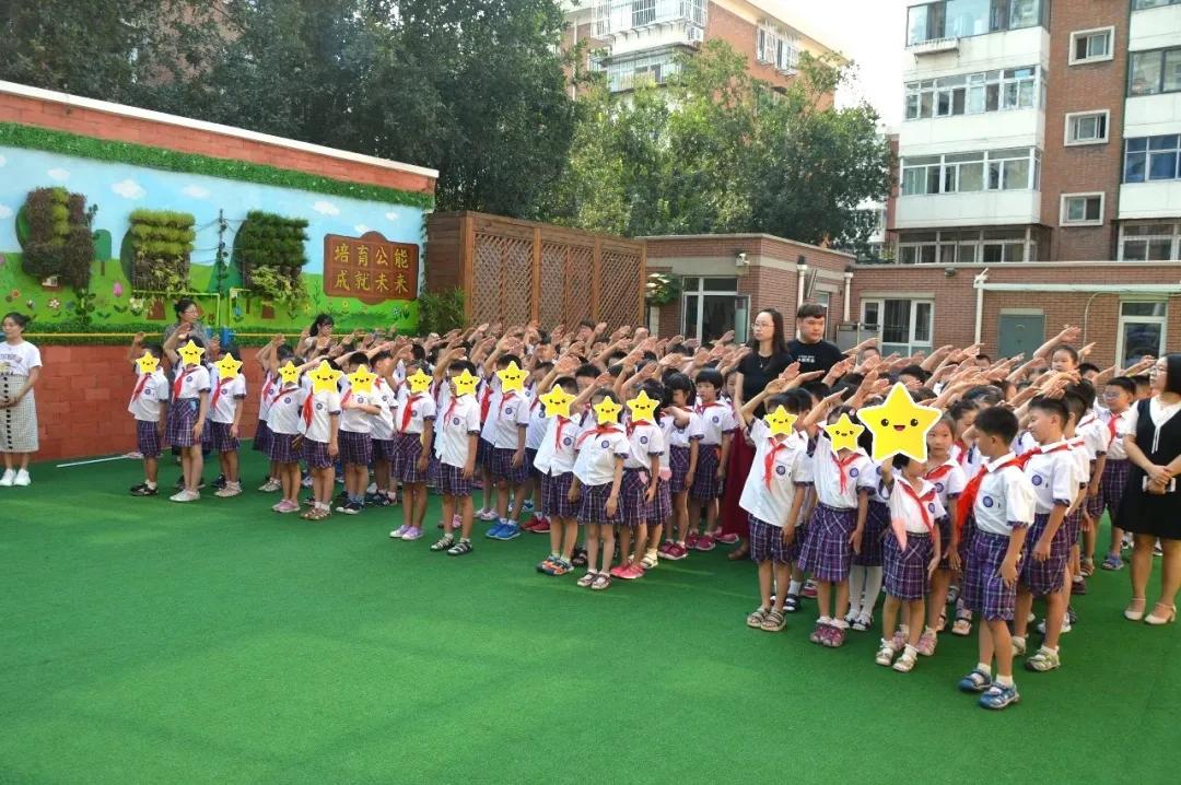 天津六区小学校服,天津市津门小学校服