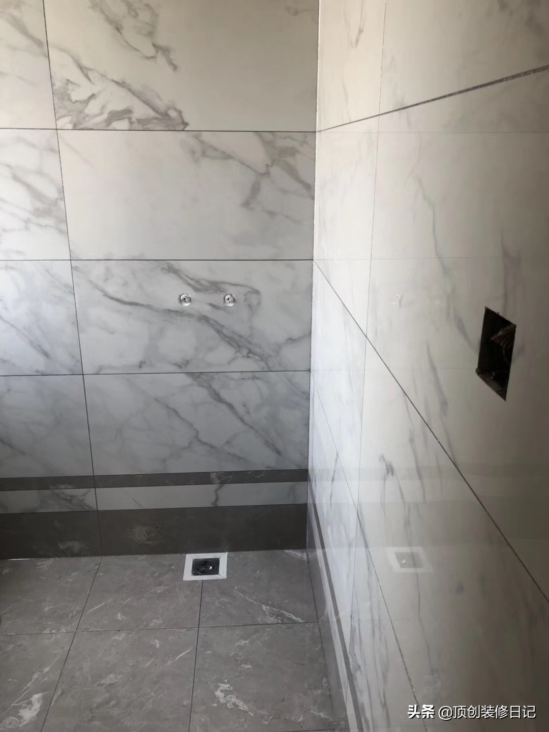 128平现代轻奢实景,128平轻奢风格效果图