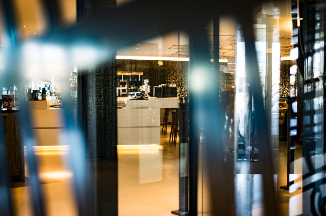 机场转机免费住宿吗,转机提供免费住宿的机场有哪些