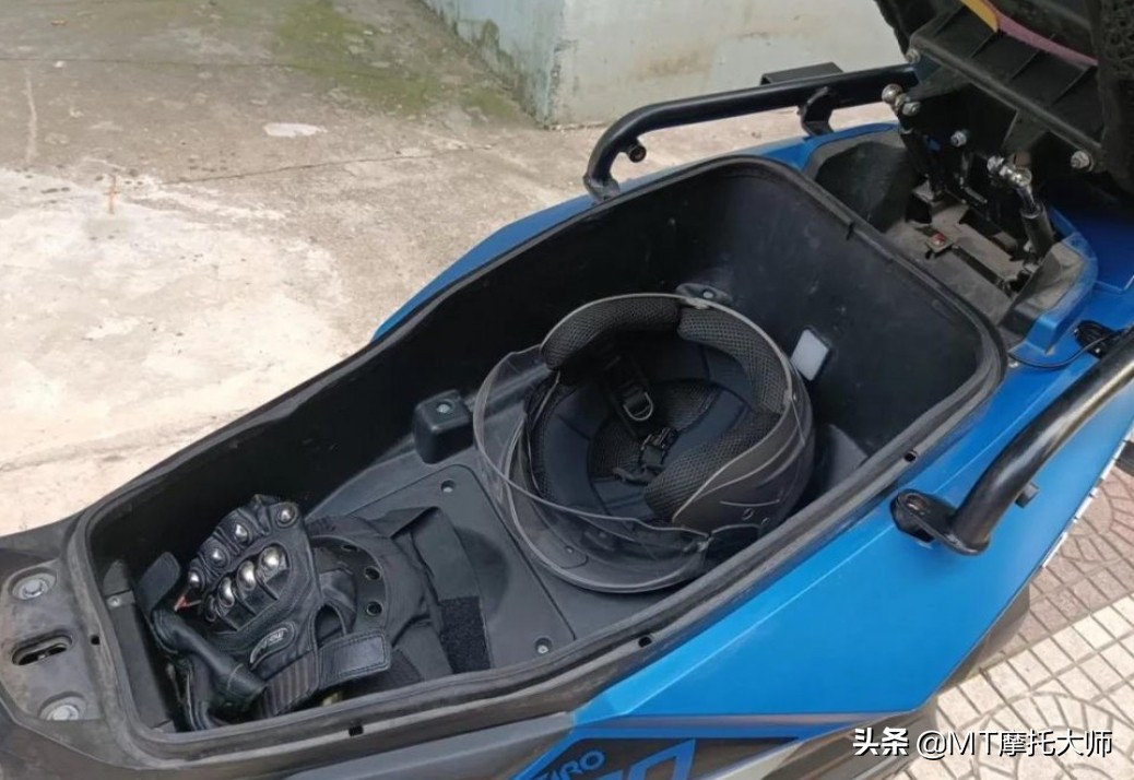 台荣探路者300用车感受,台荣探路者300新车多少钱