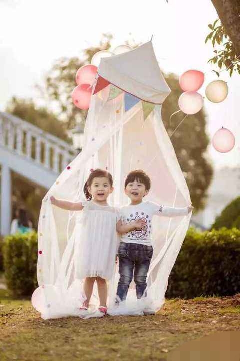 一对龙凤胎2个爹，亲妈短时间和不同爹同房！网友：电视都不敢演