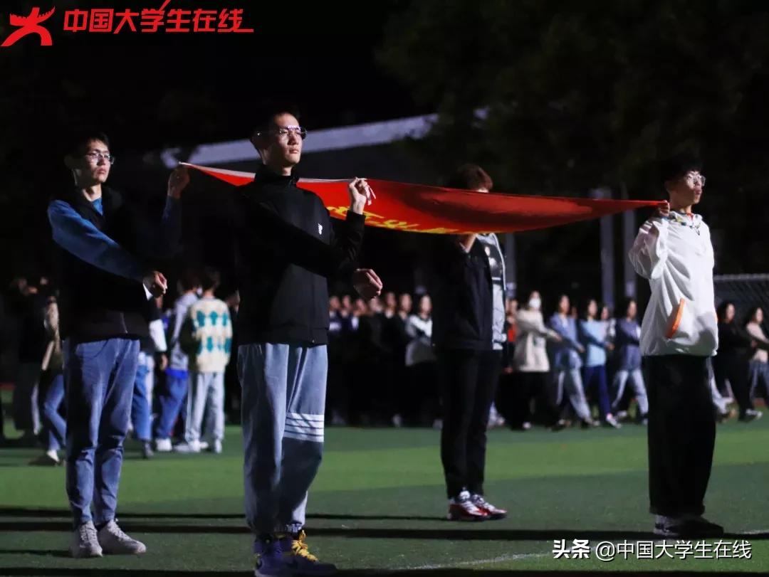 请收藏这份冬日限定浪漫|校园“周”在线(10月29日—11月7日)