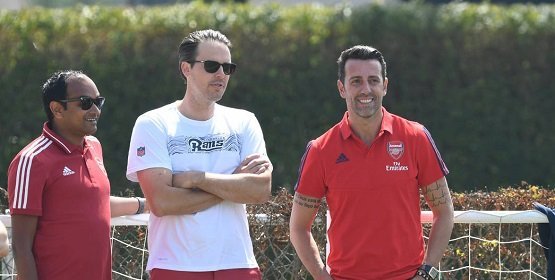 阿森纳老板发家史,阿森纳的抠门老板