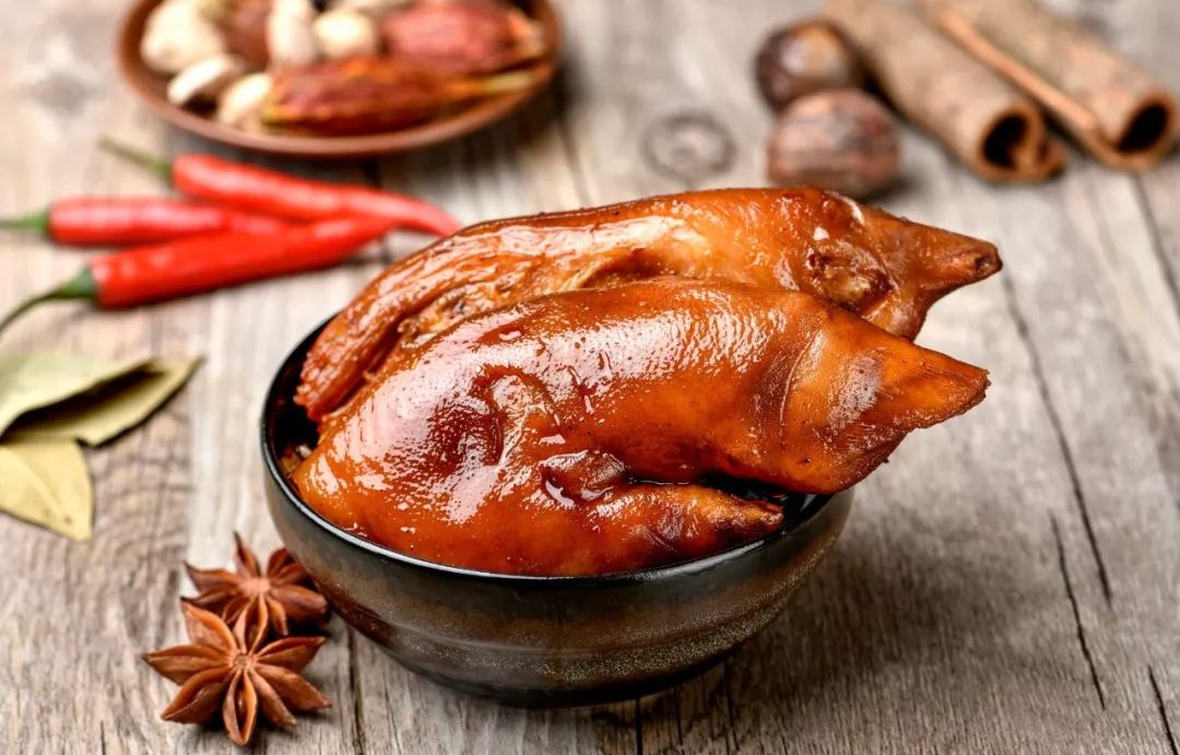 怀孕了小茴香菜可以吃吗,怀孕了菜里能放胡椒粉吗