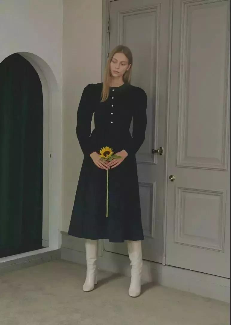 孔孝真同款衬衫豹纹绿色,孔孝真穿搭都是什么品牌