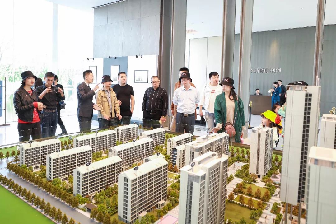 小鱼儿的旅行团|融创金地亲子媒体行,携手启幕城市华章