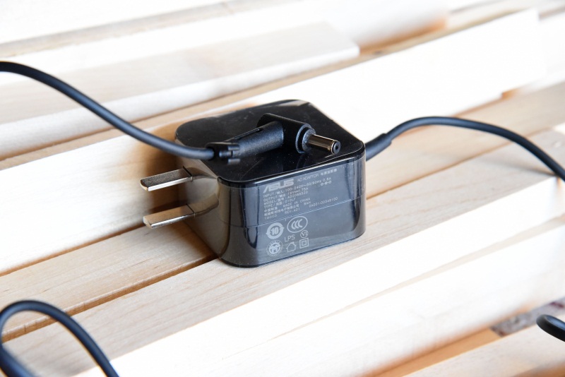 华硕路由器ax3000m深度评测,华硕ax3000路由器使用感受