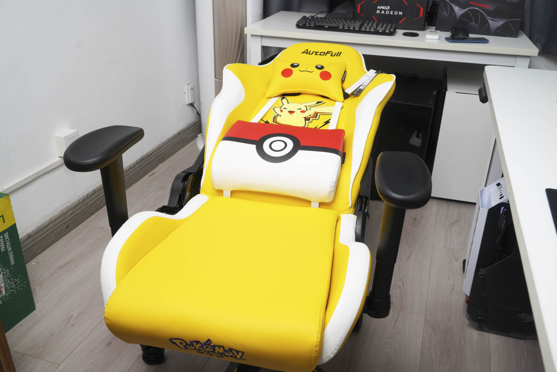 傲风皮卡丘电竞椅多少钱,傲风电竞椅皮卡丘2.0