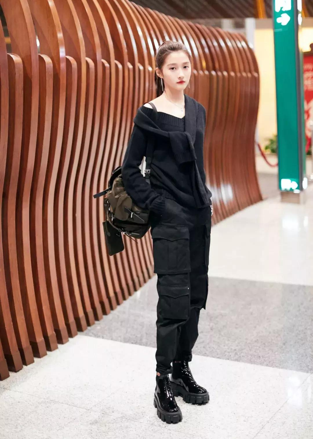 穿中筒靴明星们都爱穿,明星都爱穿的鞋子