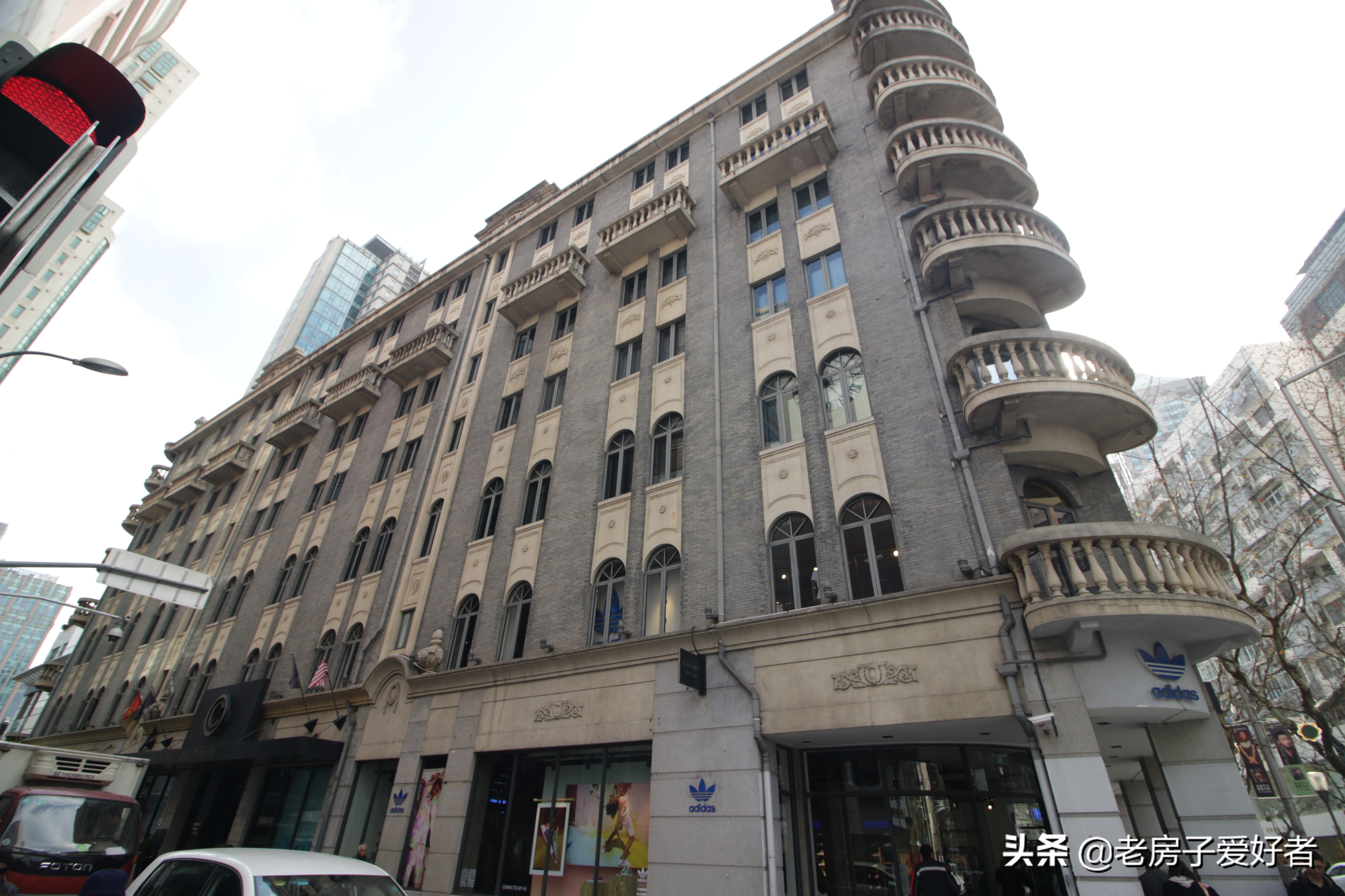 南京西路上的优秀历史保护建筑和名人故居