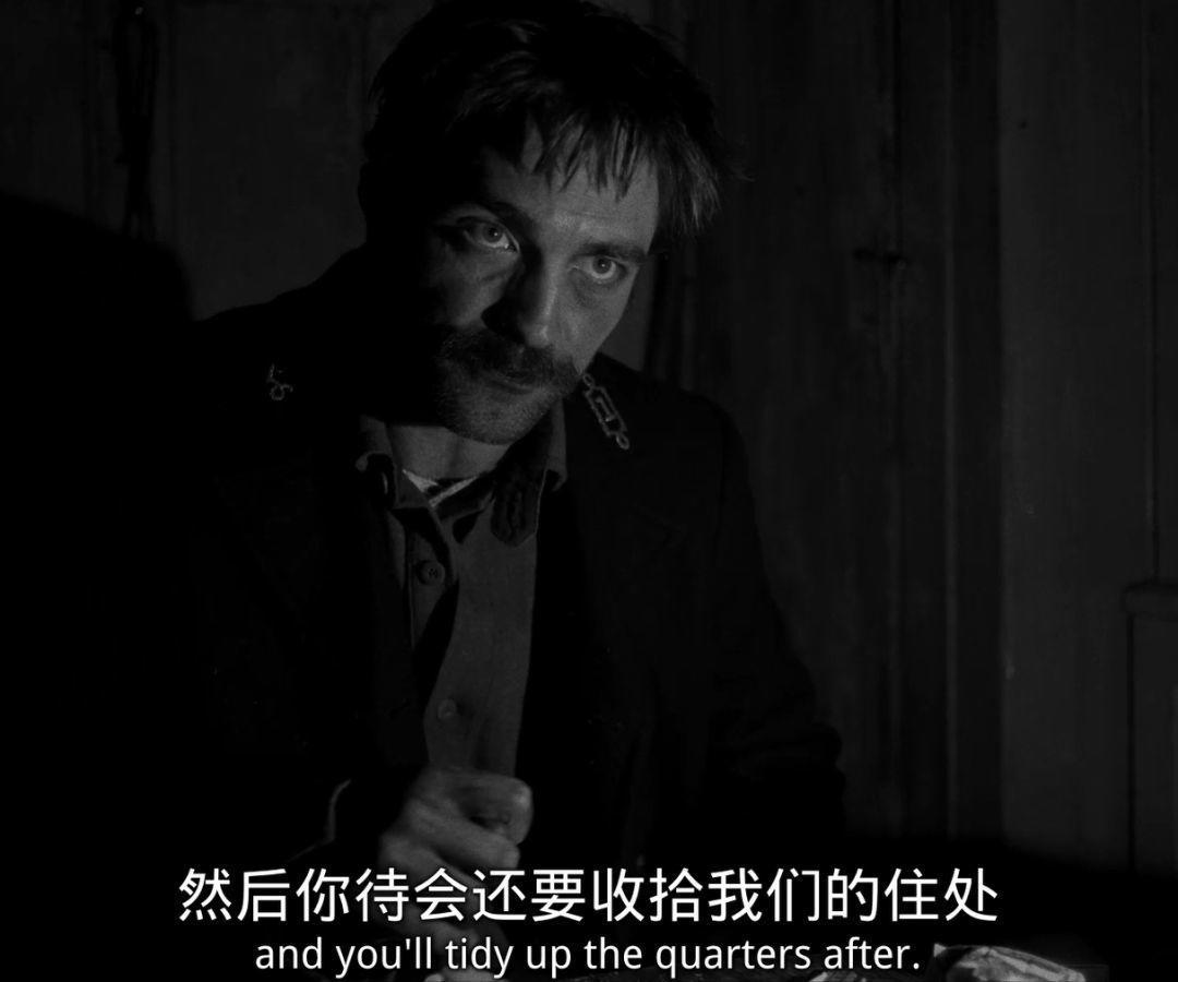 老拍床戏的暮光男，这次连美人鱼都不放过