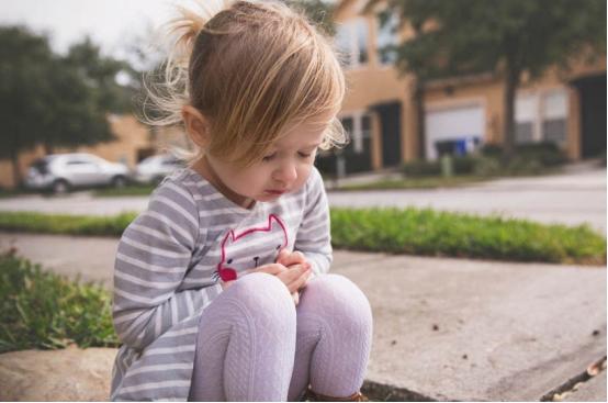 孩子总是麻烦我怎么办,孩子为什么总找妈妈麻烦