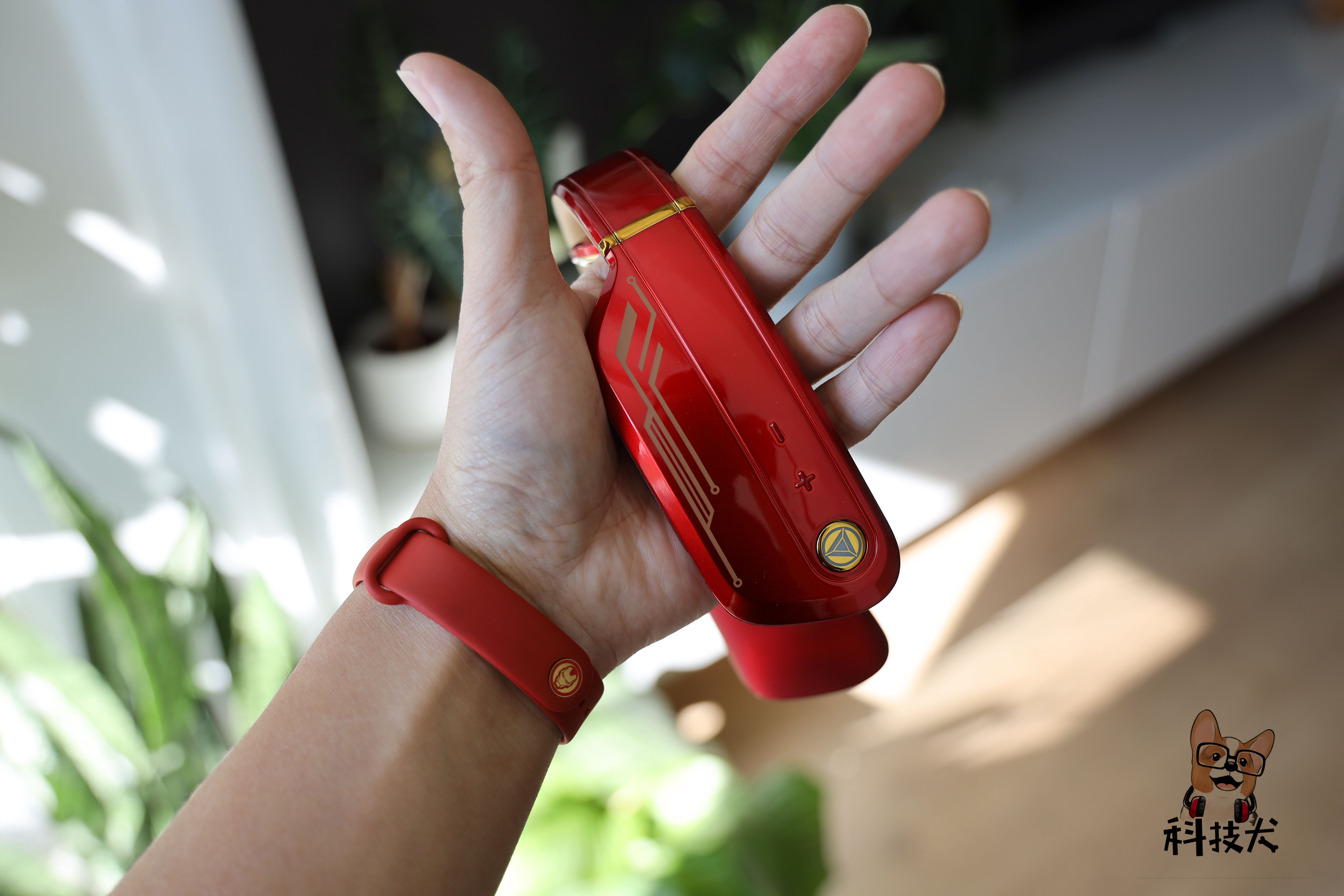 荣泰颈部按摩器k28,荣泰颈椎按摩器K35pro