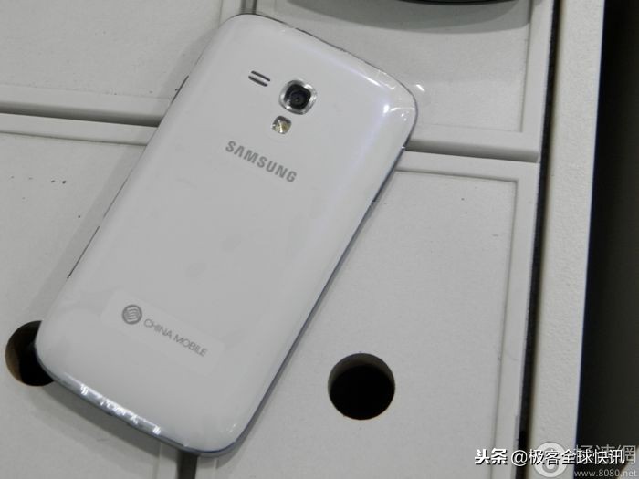 各种手机材质都有哪些优缺点,手机机身材质最好是什么材质