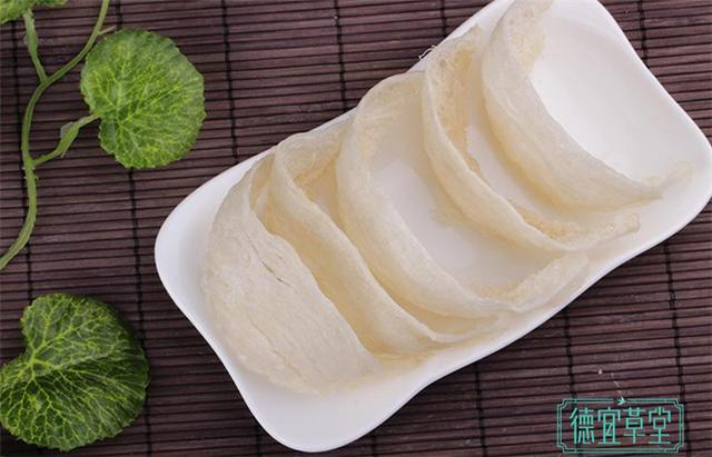 真假燕窝的辨认方式,怎样识别真假燕窝呢