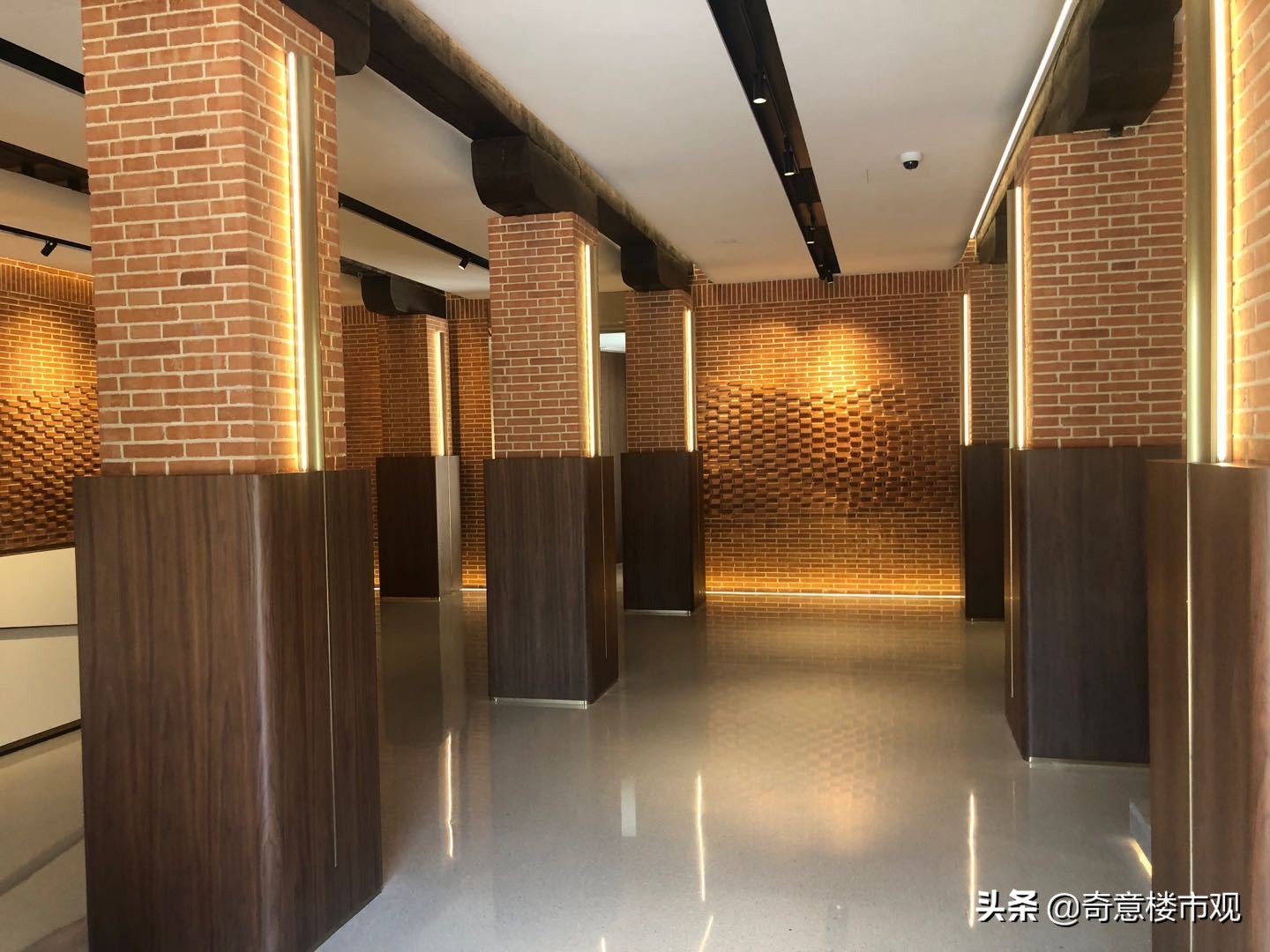 “染料大王”给静安的着色，龙盛·福新里将毛坯开售？