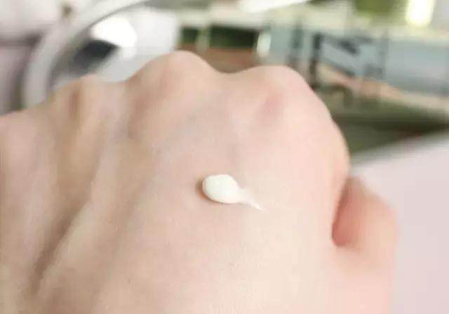 10年护肤心得，自用8款精华/肌底液深度测评，每款各有千秋附价格