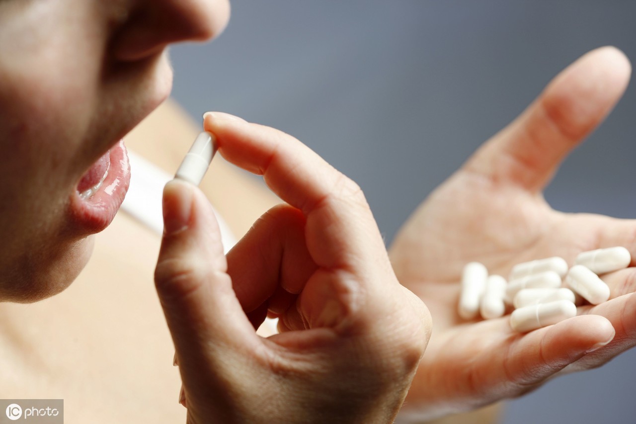 经常反酸烧心反流怎么办,经常烧心反流食管炎