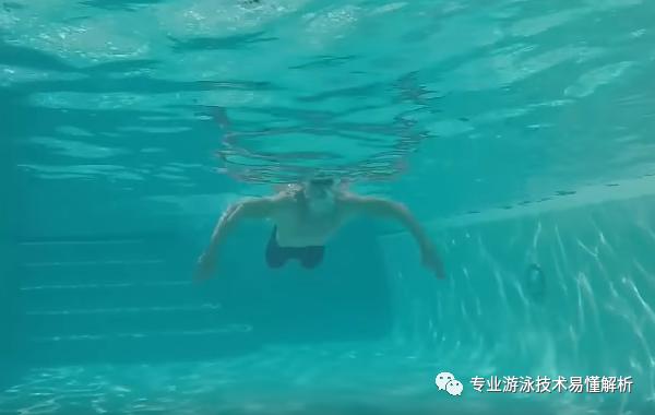 简单易学的蛙泳,16条细节错误一条没中的举手