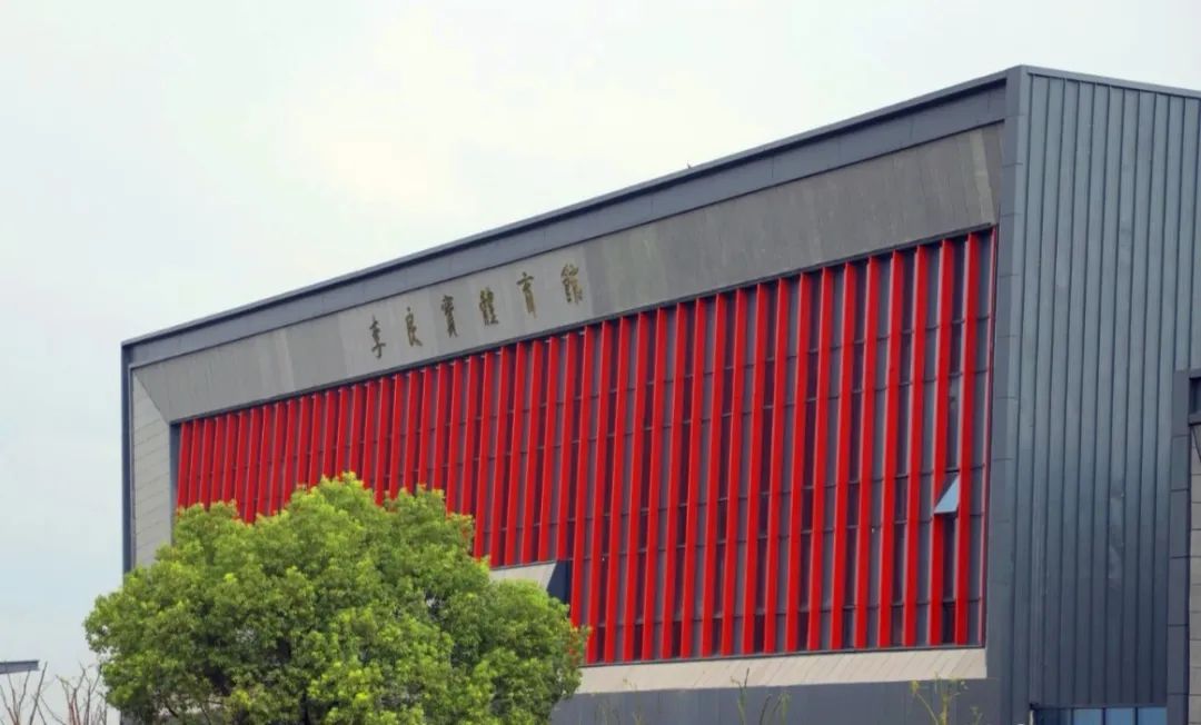 江阴体育馆羽毛球馆怎么收费,江阴体育馆打羽毛球多少钱