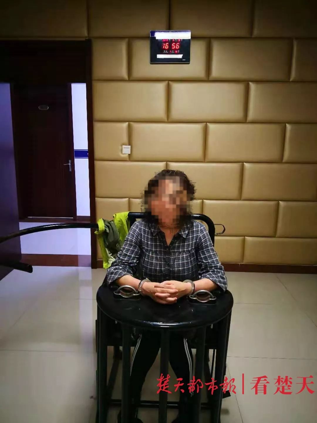 紧急提醒有这种群赶紧退,在群里发紧急通知