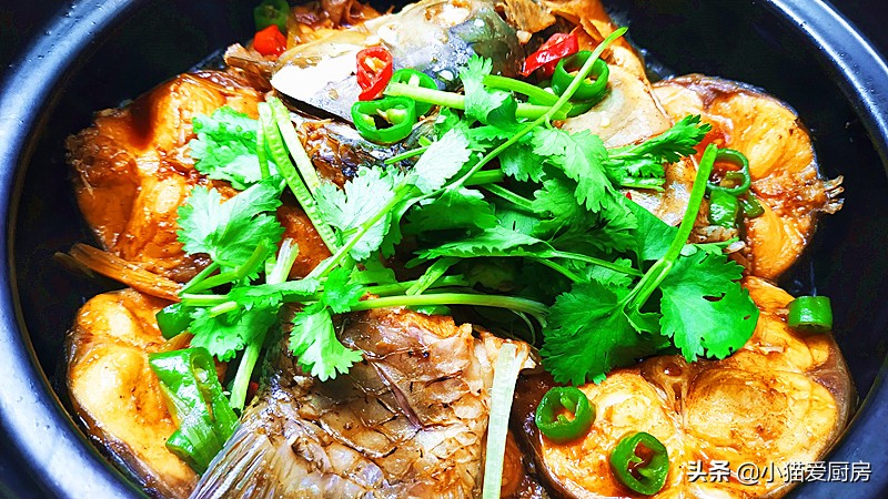 大鲤鱼骨头鱼肉怎么做好吃,猪尾巴和骨头怎么做的好吃