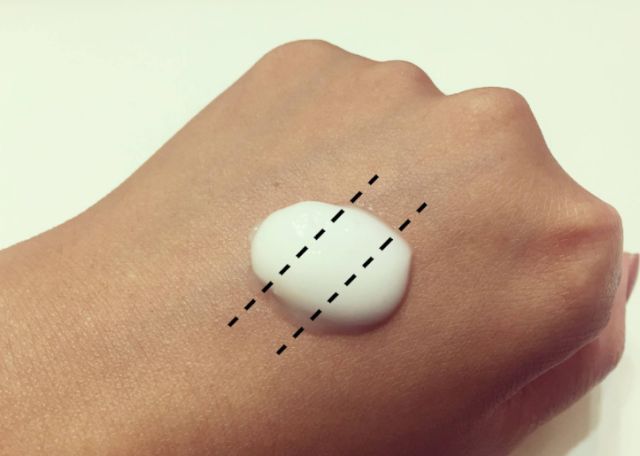 为什么擦乳液脸上油油的,为什么擦了乳液很油腻