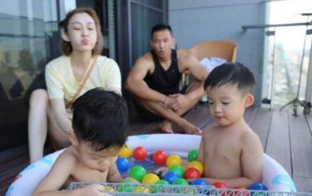 范玮琪晒日常生活照,范玮琪晒亲子照