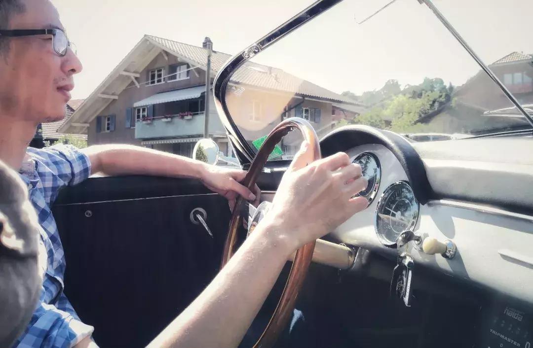 保时捷早期356跑车,保时捷356光影体验