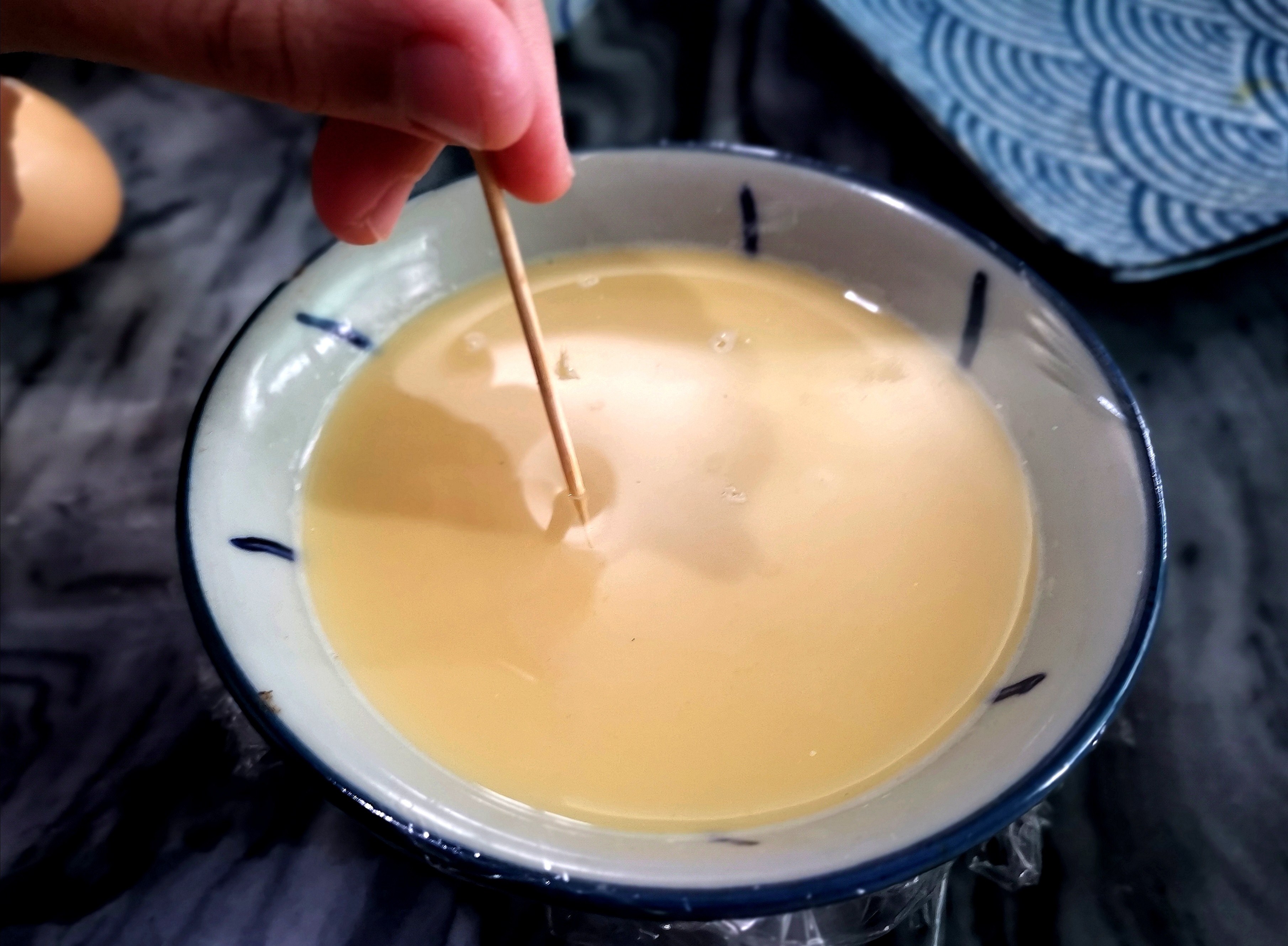 糯米粉牛奶鸡蛋做的小甜点,学生党简单小甜品只要牛奶和鸡蛋