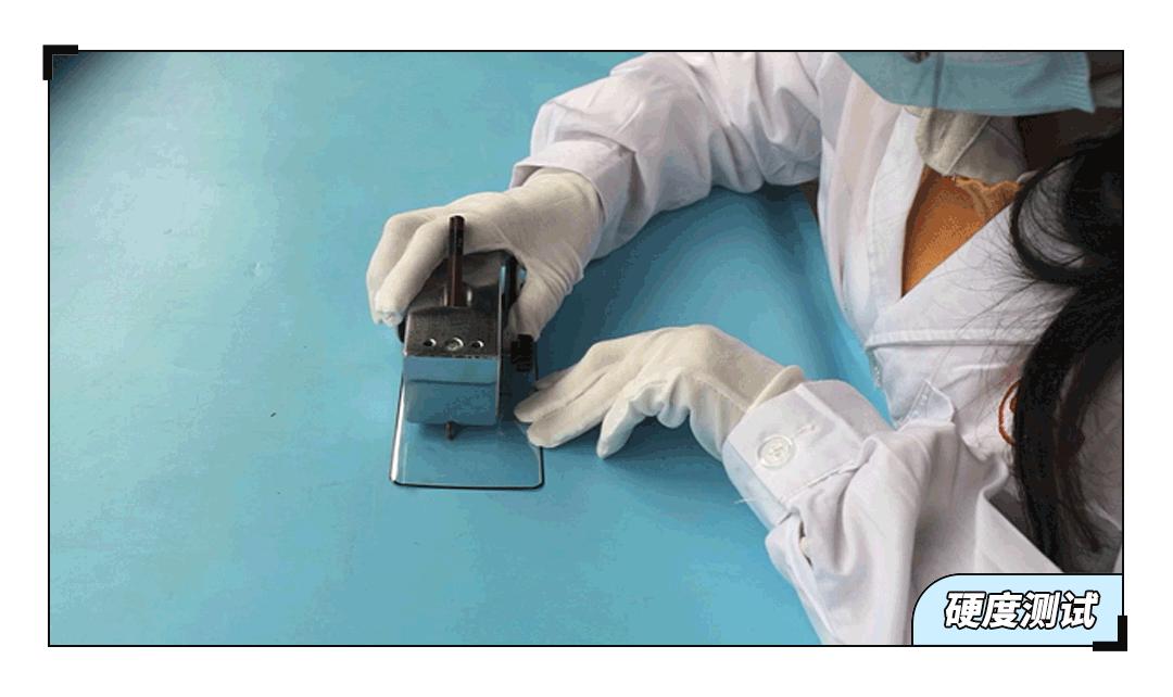 曲面屏钢化膜排行榜第一名测评,曲面屏贴uv钢化膜有白边怎么办