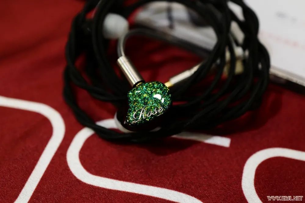 展商如何布展，才能让展位人气显得特别旺？成都国际耳机展大报道