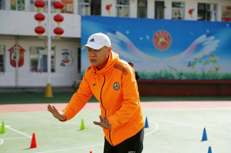 让体育梦想生根发芽省体育健康行“五进”活动走进眉县