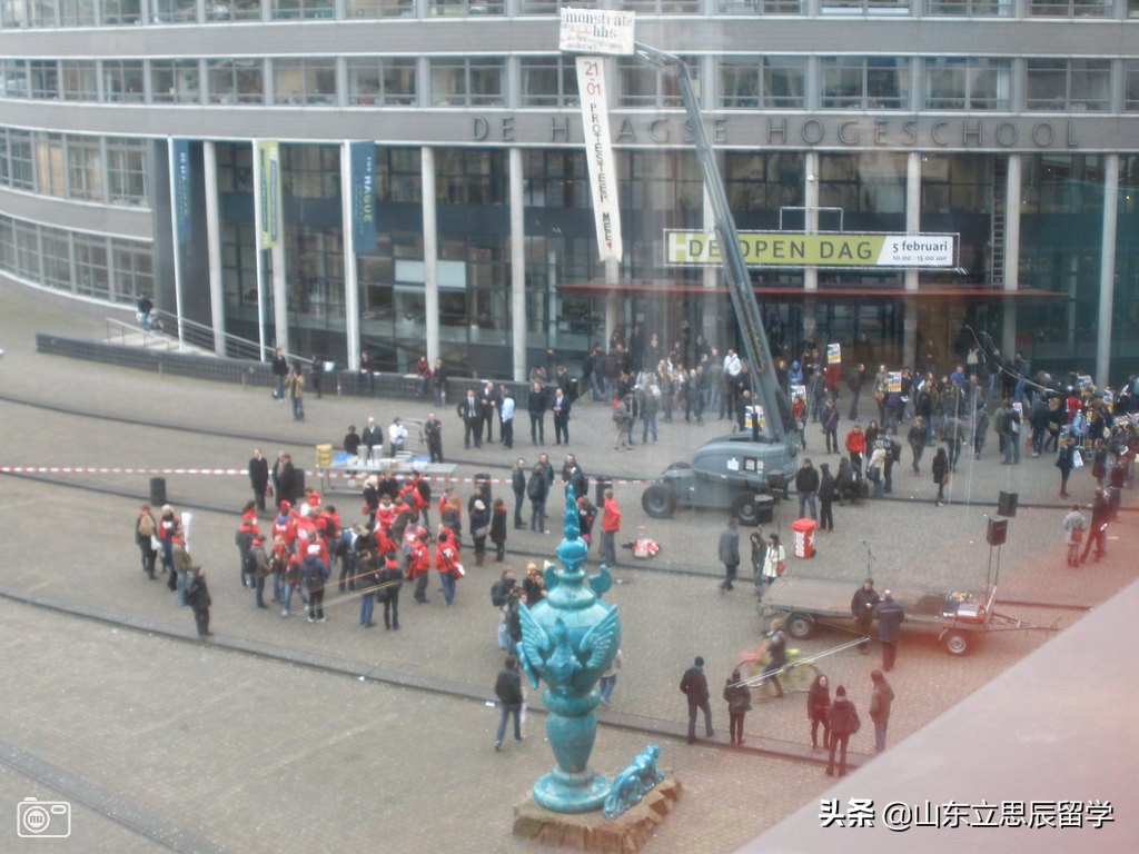 荷兰留学十大优势,怎样申请到荷兰留学及留学费用