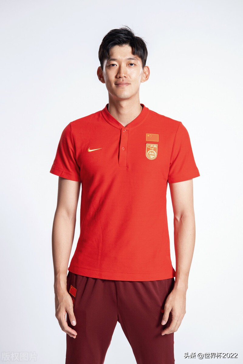 国足主帅李铁出席12强赛第三轮,国足主教练李铁的执教能力怎么样