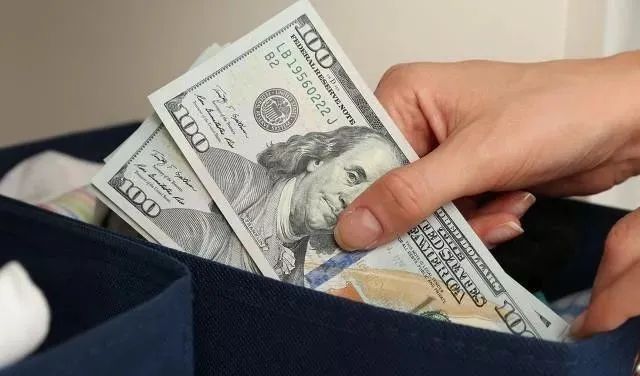 借呗跟360借条都属于网贷吗,花呗借呗逾期了360借条能借吗