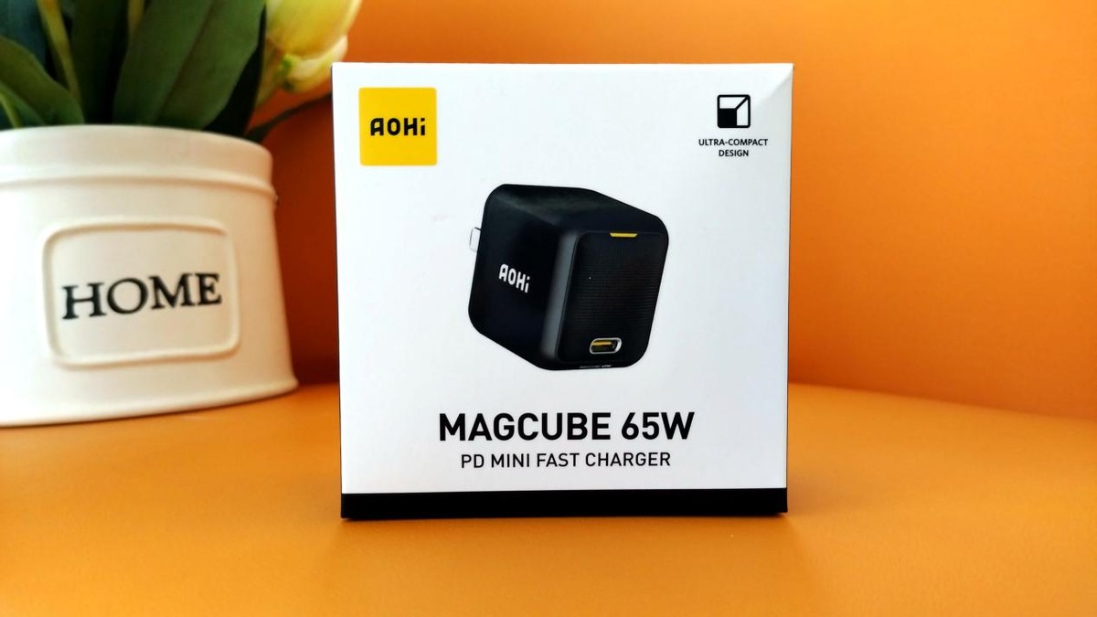 充电效率飞彪，体积小到逆天竟然还比苹果原充小60%AOHi65W体验