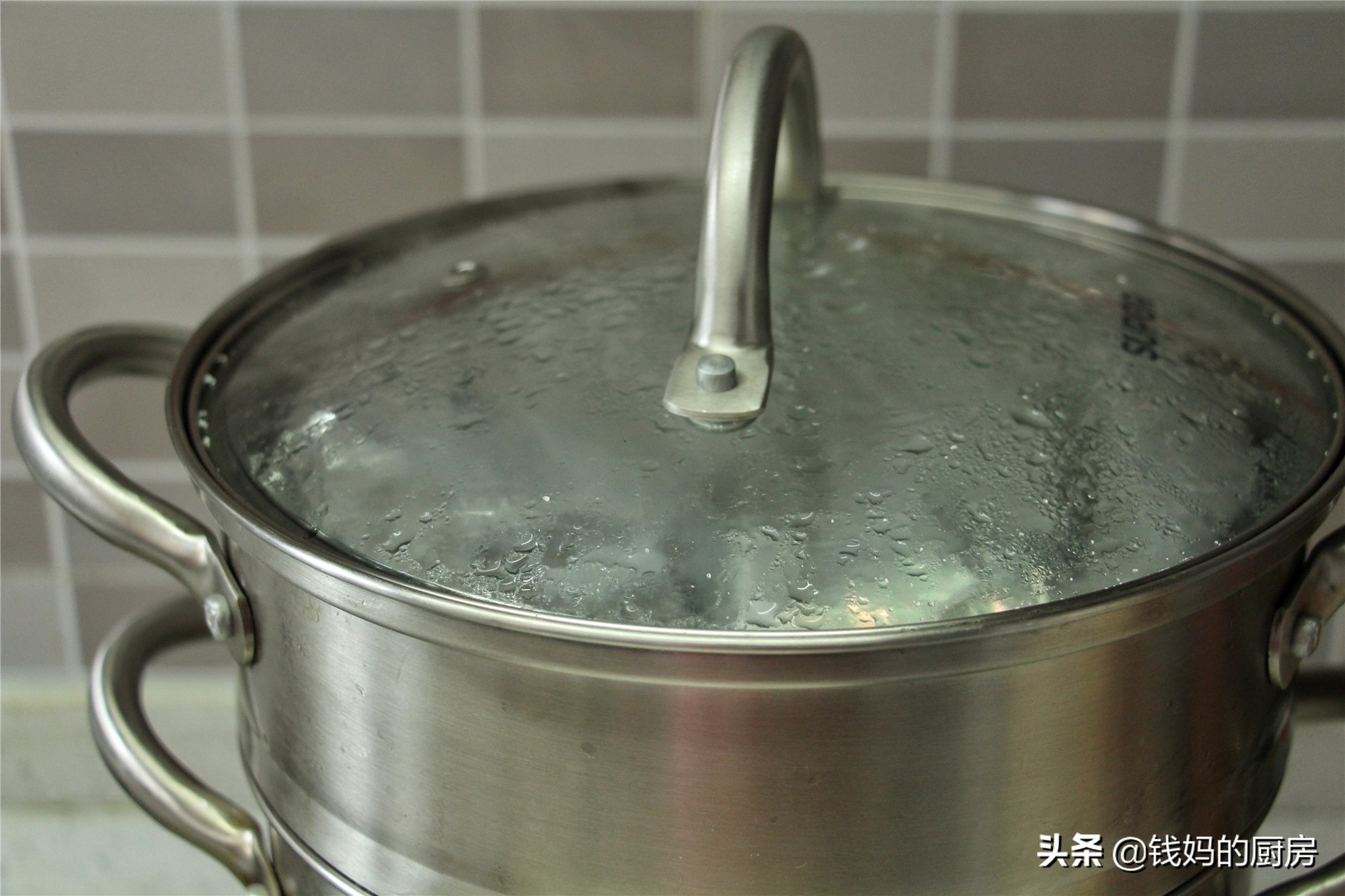 排骨别只会红烧跟它才是绝配,排骨腌好上锅蒸熟以后再炖好吃吗