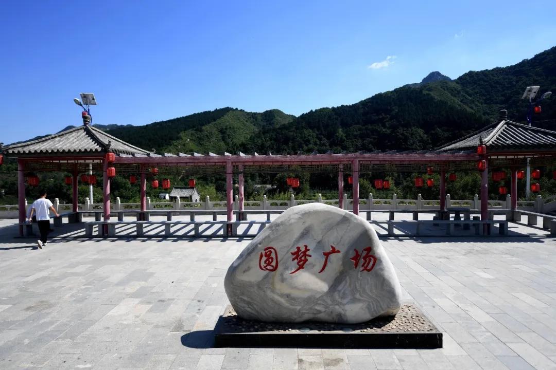 脱贫攻坚彪炳史册的伟大壮举,中国近十年脱贫攻坚的伟大事迹