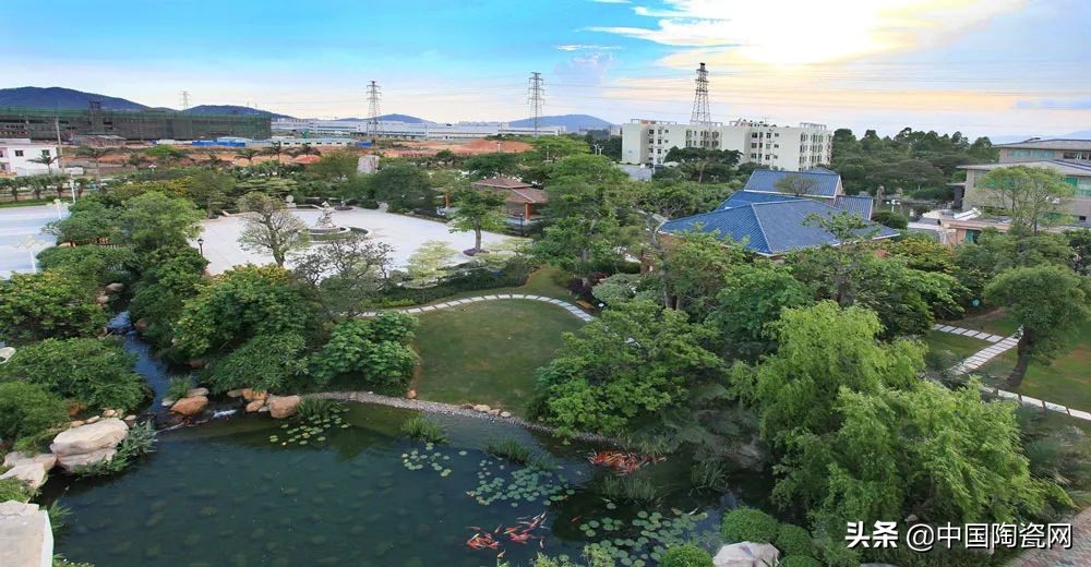 白兔瓷砖有几个生产基地,白兔瓷砖简介