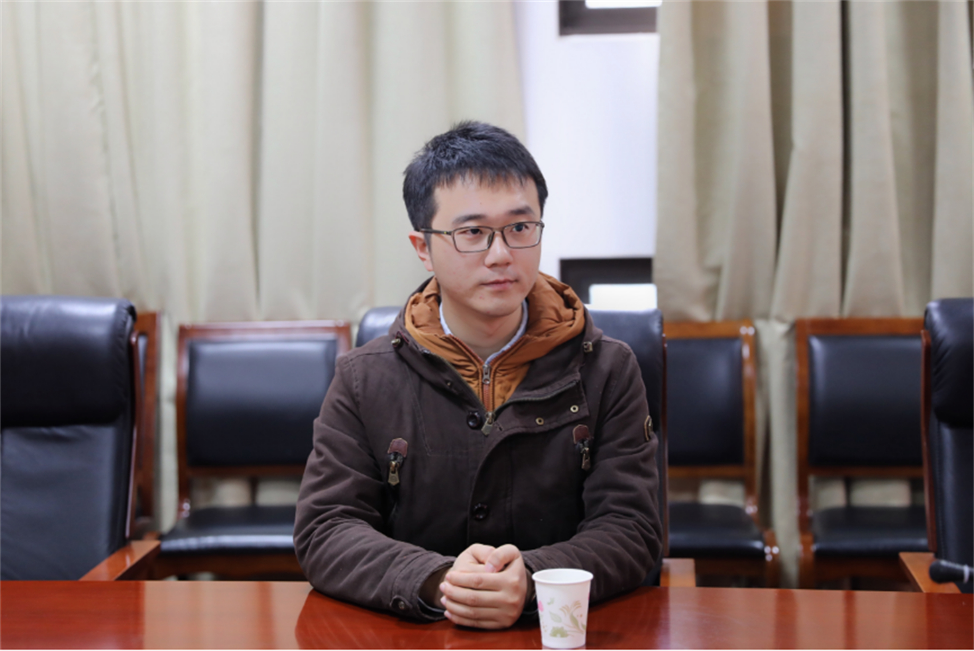 应届大学生如何把个人简历写好,刚毕业的大学生如何写简历