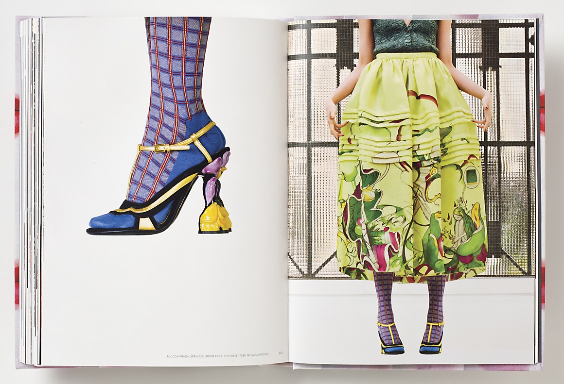 prada也涉及代言者的价值观,prada的吸引力法则