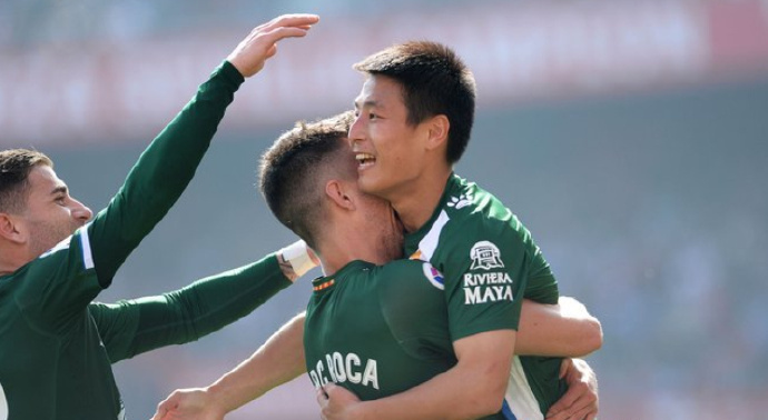 武磊全场得分,武磊90分钟射门视频